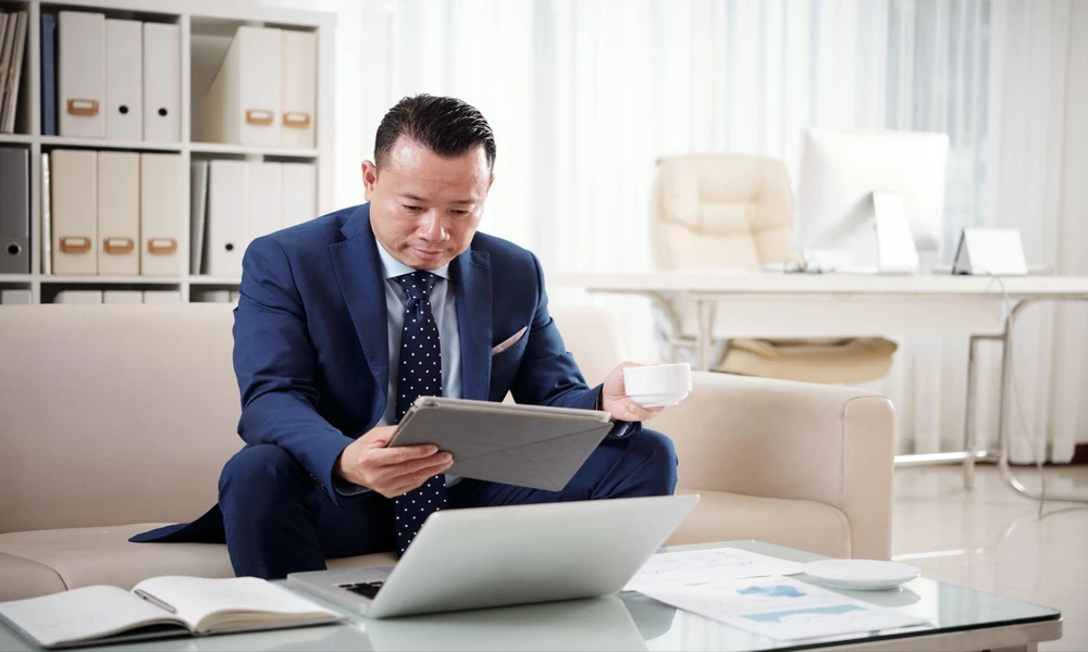 What Documents Are Needed to Resale an Insurance in Singapore?